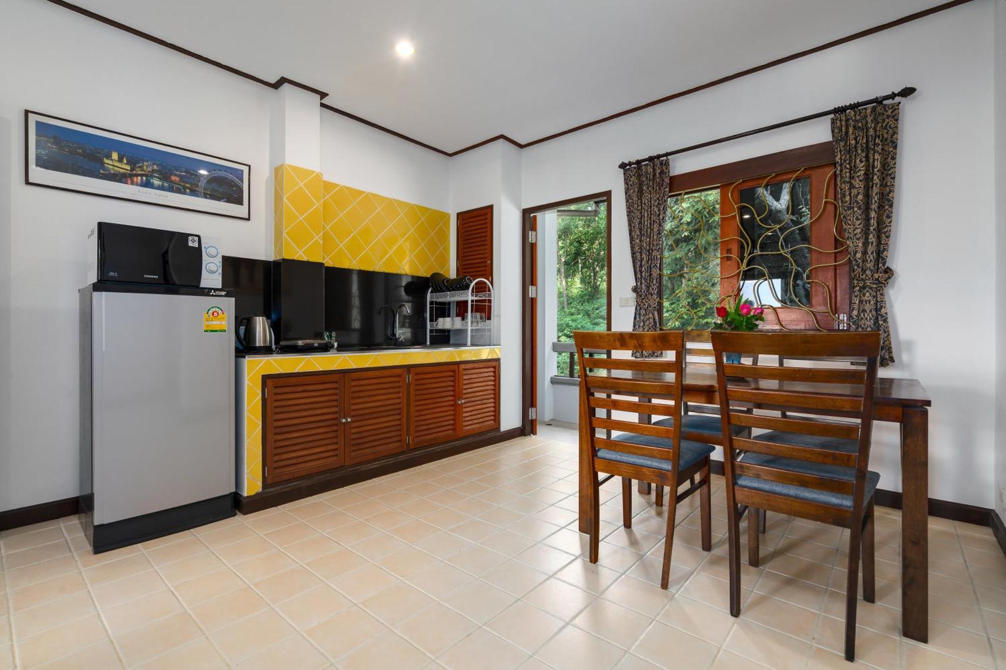 Chaweng Lakeview Residence Room photo